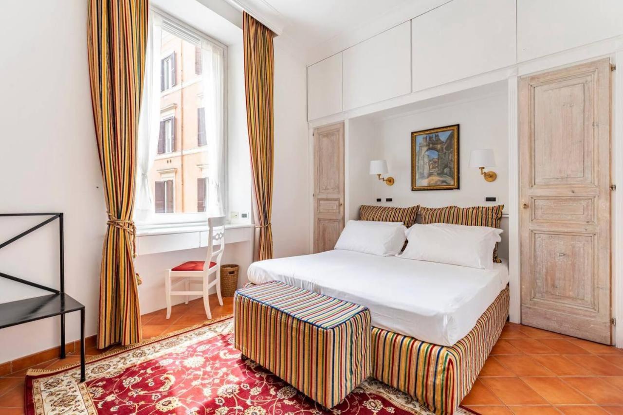 Fori Imperiali Luxe Mansion Hotel โรม ภายนอก รูปภาพ