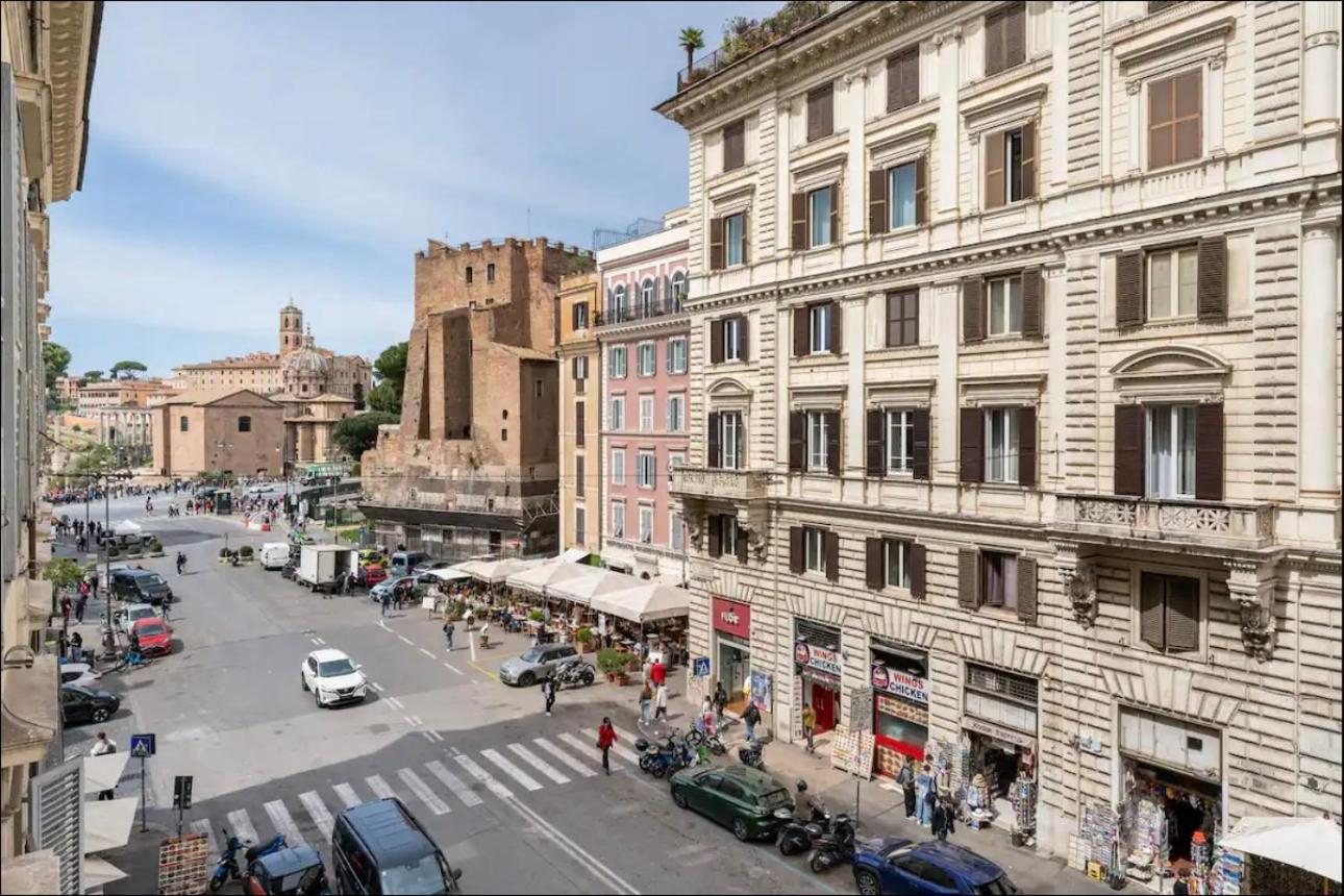 Fori Imperiali Luxe Mansion Hotel โรม ภายนอก รูปภาพ