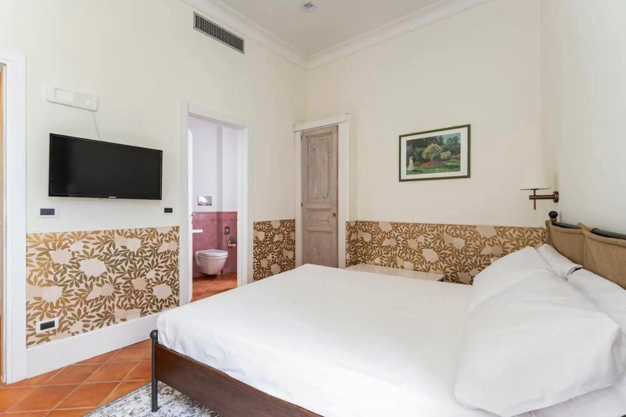 Fori Imperiali Luxe Mansion Hotel โรม ภายนอก รูปภาพ
